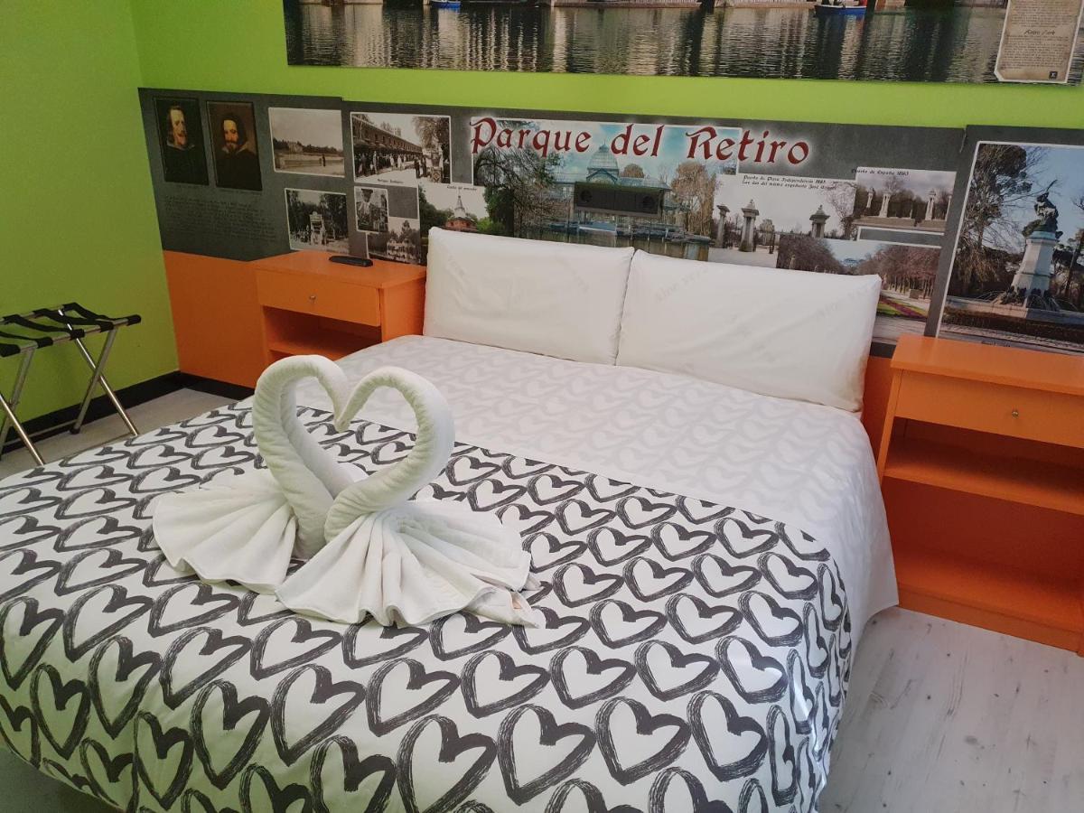 Hostal Jo Inn Madrid Luaran gambar