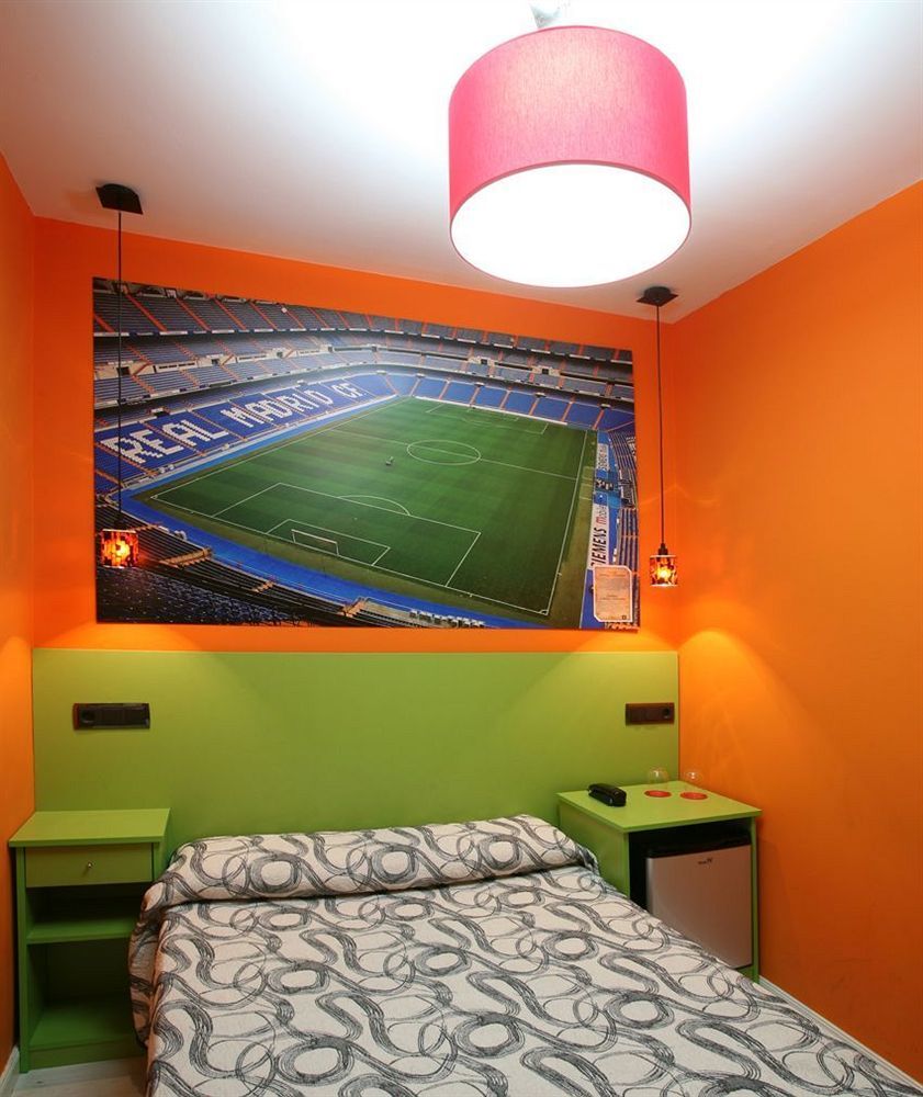 Hostal Jo Inn Madrid Luaran gambar